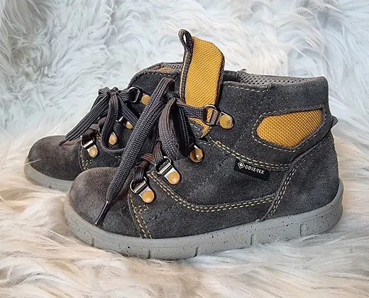 Superfit Schuhe Gr. 25