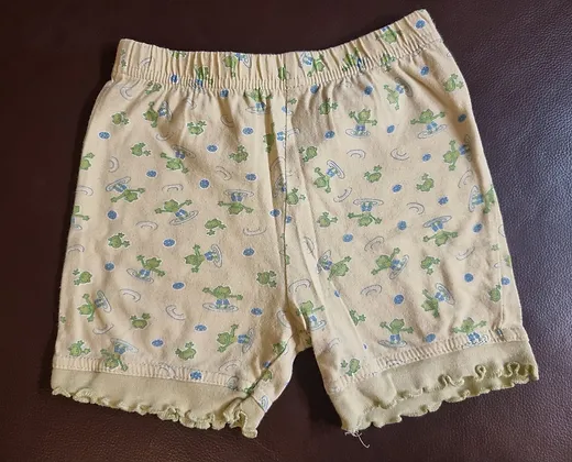 Kurze Hose Gr. 86/92