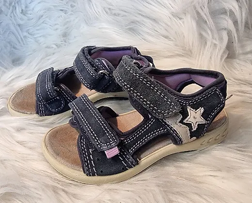 Sandalen Gr. 25