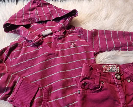 Set= Jeans und Pullover 98 /104)