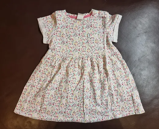 Kleid von H&M Gr. 86
