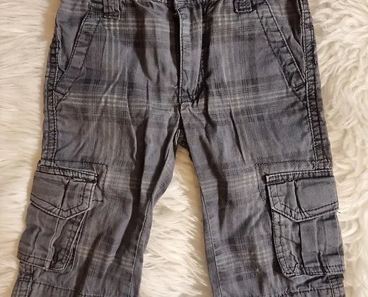 Kurze Hose Gr. 86
